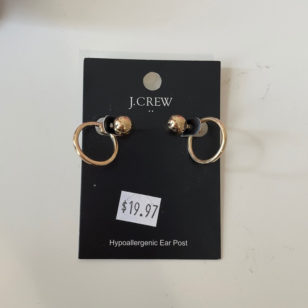 Gold earrings